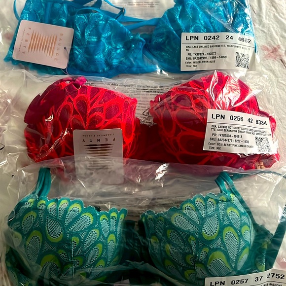 Savage x Fenty balconette lace bras NWT - Picture 4 of 4